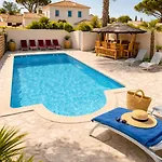 Vakantiehuis Maison - De La Nartelle - Piscine Partagee - Parking - Bbq - Calme & Detente Au Reve D'azur