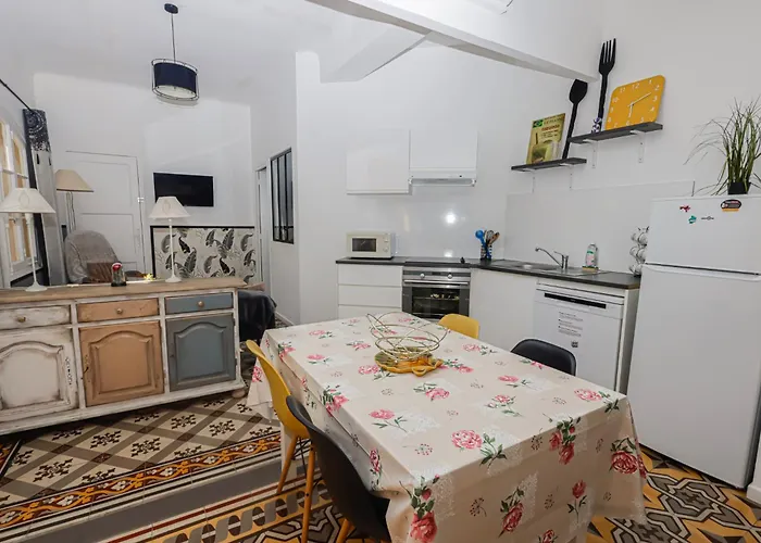 Maison Julia Bord De Mer - 2 Chambres - Piscine Partagee - Parking - Bbq - Draps Inclus Ferienhaus Sainte-Maxime