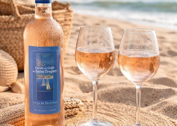 Reve D'azur: Beachfront With Shared Pool And Bbq Terrace Sainte-Maxime